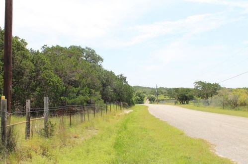 2055 Rdg Crk Ln, Spring Branch TX 78163-2871 exterior