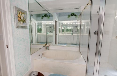 6264 Greenspointe Dr, Boynton Beach FL 33437-4915 exterior