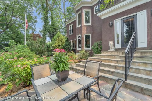 50 Hooper Ave, Atlantic Highlands NJ  07716-1537 exterior