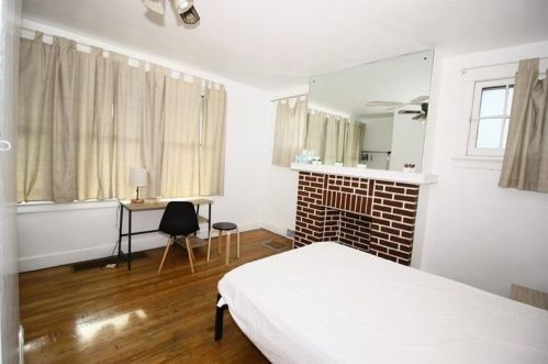 3301 Parkview Ave, Pittsburgh PA  15213-4515 exterior