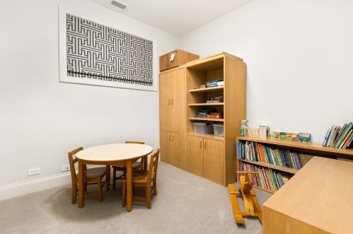 1950 Orch St, Chicago IL 60614-5495 exterior