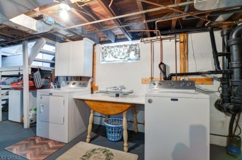 18 Hamilton St, Bloomingdale NJ 07403-1731 exterior