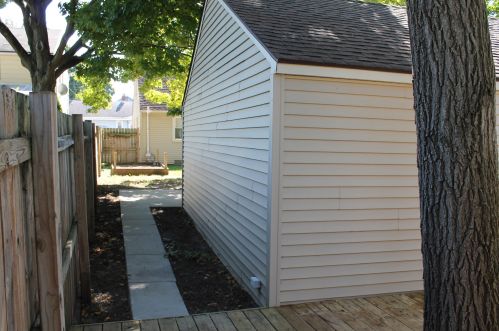 801 Eleanor St, Grand Rapids MI 49505-4223 exterior