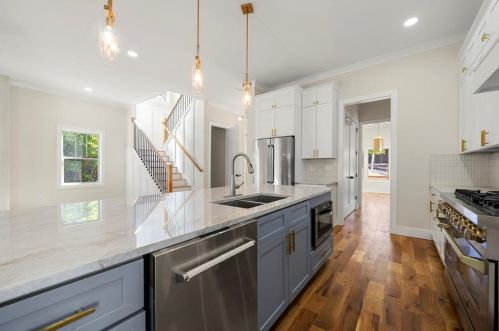 1055 Church St, Smyrna GA exterior