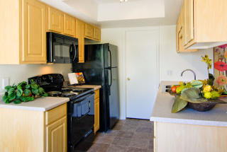 815 52nd St, Phoenix AZ  85008-6734 exterior