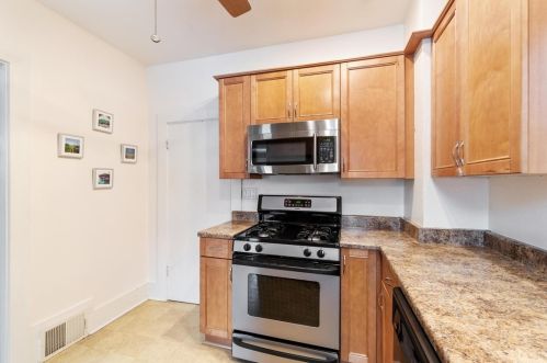 1611 Chislett St, Pittsburgh PA  15206-1312 exterior