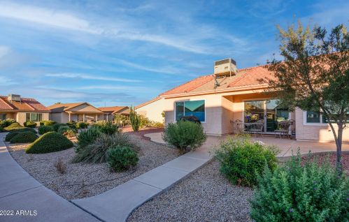 6692 Cypress Point Dr, Chandler AZ  85249-4332 exterior