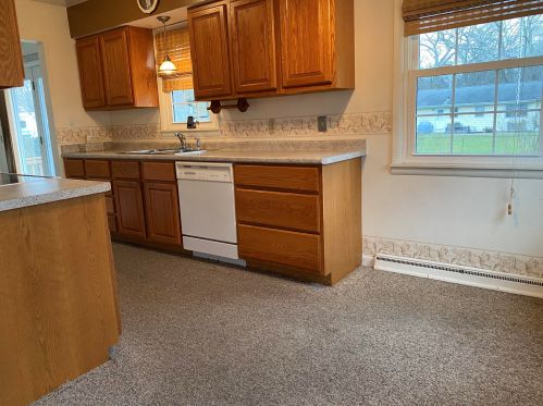 2374 Blodgett St, Meskegon MI 49441-1518 exterior