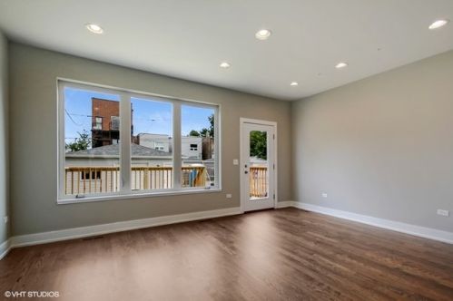 2752 Monroe St, Chicago IL 60624-2661 exterior