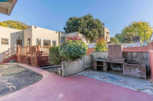 820 Ramona, Berkeley CA 94706-1820 exterior