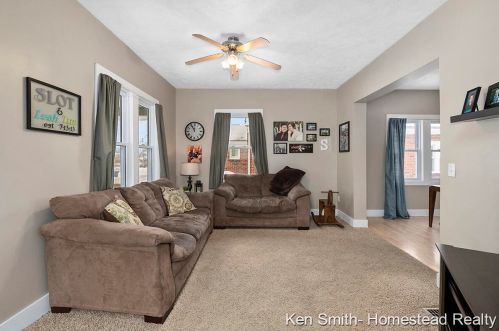 731 Eleanor St, Grand Rapids MI 49505-4221 exterior