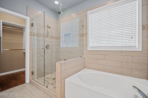 165 Pinecrest Dr, Bluffton SC 29910-7803 exterior