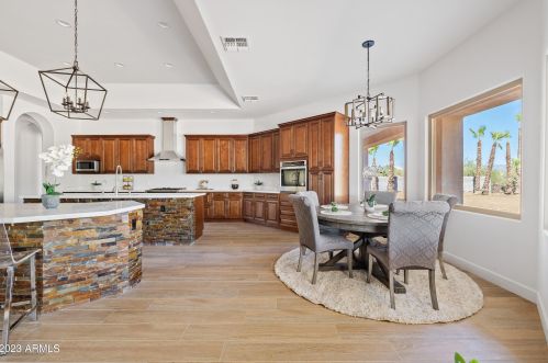 36648 27th Ave, Phoenix AZ 85086-8747 exterior