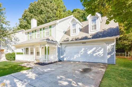 2020 Corners Cir, Lithonia GA  30058-7986 exterior