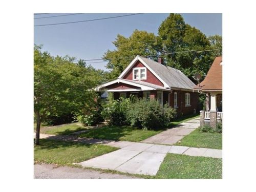 654 160th St, Cleveland, OH 44110-2418