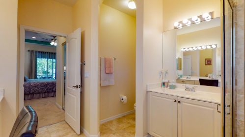 10051 Chadwick Dr, Fort Pierce FL 34987-2418 exterior