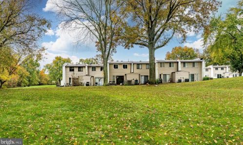 19 Frd Edge, Limerick PA 19468-2662 exterior