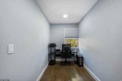 1626 Larkspur Dr, Mountainside NJ  07092-1347 exterior