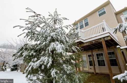 933 Hopkins Cor, Glen Burnie MD 21060-8452 exterior