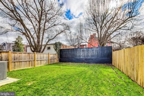 410 U St, Washington DC  20001-2333 exterior