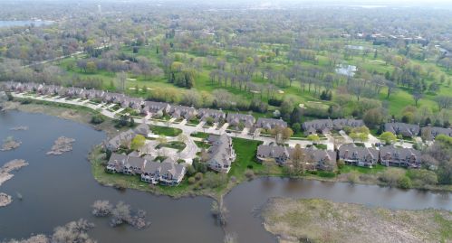 1026 Wedgewood Dr, Bull Valley IL 60014-6976 exterior