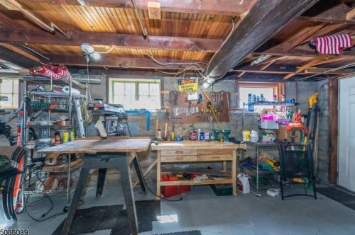 40 Highland Trl, Parsippany NJ 07834-2009 exterior