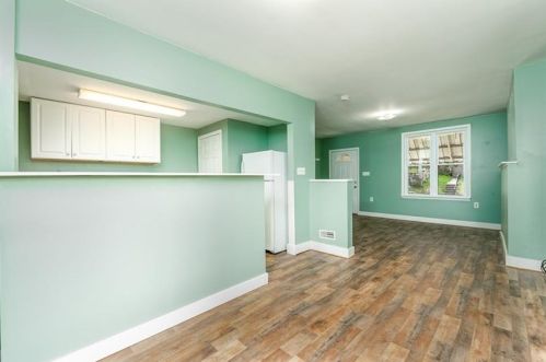 1627 Dagmar Ave, Pittsburgh PA 15216-3713 exterior