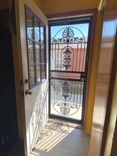 8355 Kedvale Ave, Chicago IL 60624-3529 exterior