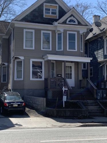 304 Church St, Poughkeepsie NY  12601-4266 exterior