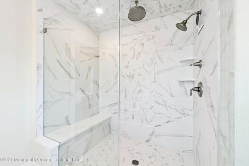 170 Osborne Ave, Point Pleasant Beach NJ  08742-4624 exterior