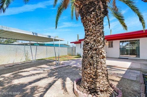 1318 Iowa Dr, Tucson AZ 85706-1415 exterior