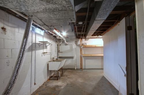 3330 Bradford St, Grand Rapids MI 49525-3317 exterior