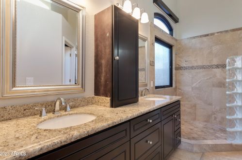 3291 Del Rio St, Chandler AZ  85226-2305 exterior