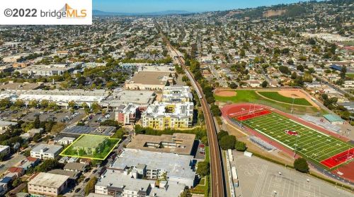 410 Evelyn, Berkeley CA 94706-1300 exterior