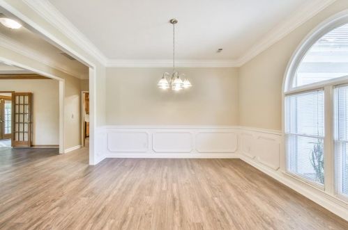 3032 Chesterfield Ct, Lithonia GA 30039-4683 exterior