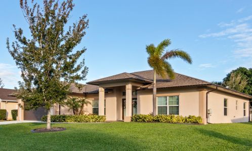 2549 Deckard St, Fort Pierce, FL 34953-2506