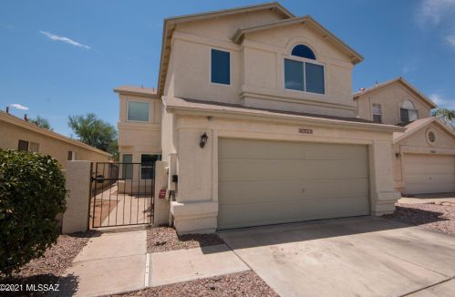 8127 Midnight Way, Tucson AZ  85741-1201 exterior