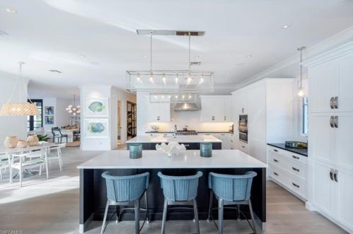 640 17 Ave, Naples FL 34102-7410 exterior