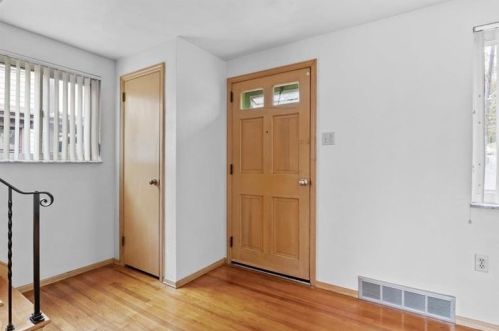 83 Emily St, Pittsburgh PA  15205-3027 exterior