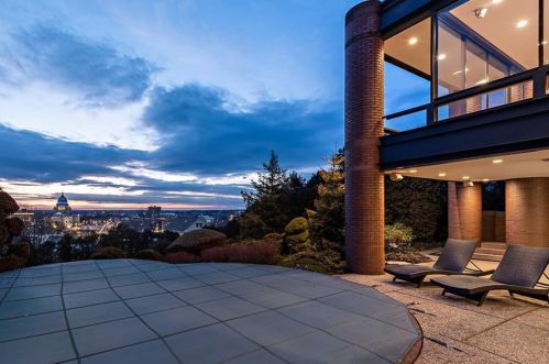 110 Congdon St, Providence RI  02906-1413 exterior