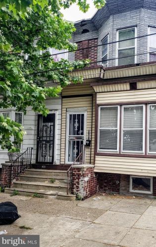 4151 9th St, Philadelphia, PA 19140-2203
