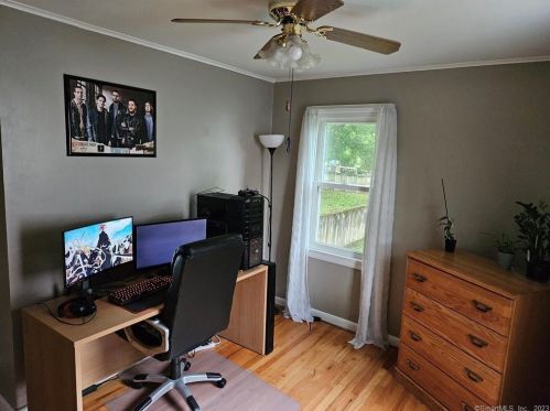 267 Mechanic St, Killingly CT 06239-1955 exterior