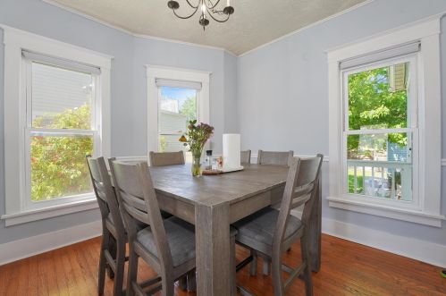 921 Oakland Ave, Joliet IL 60435-4626 exterior