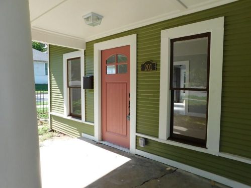 201 6th St, Dallas TX  75203-1320 exterior