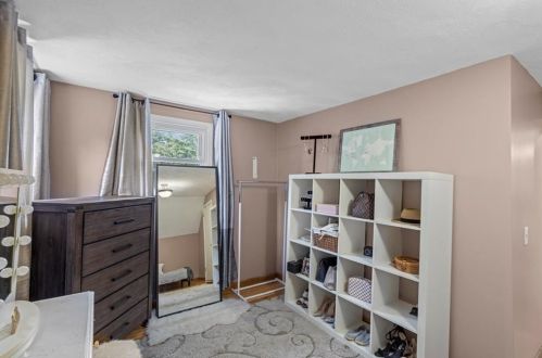 36 Mulberry Cir, Providence RI 02919-2534 exterior