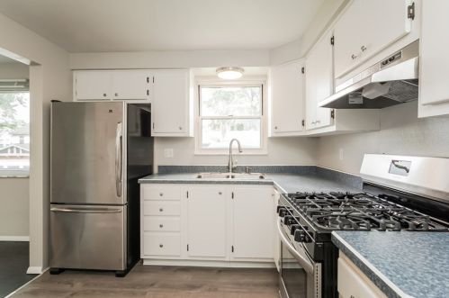 83 Emily St, Pittsburgh PA  15205-3027 exterior