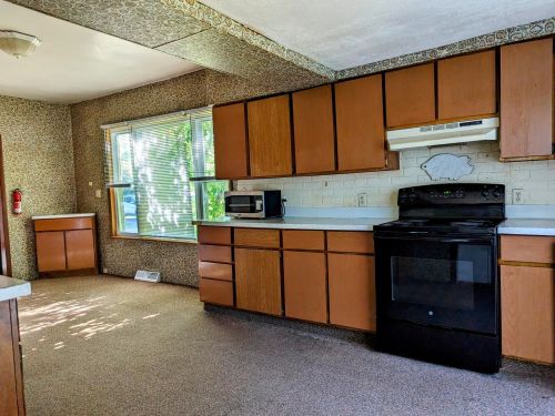 2010 Lincoln Rd, Allegan MI 49010-9441 exterior