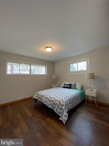 1709 Farragut Ave, Rockville MD  20851-1441 exterior