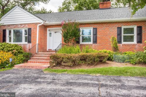 2510 Plum Point Rd, Huntingtown, MD 20639-9424