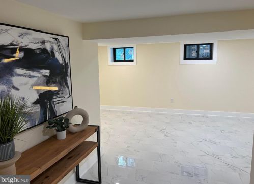 6005 Utah Ave, Washington DC 20015-1230 exterior